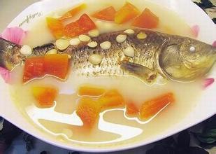 胡蘿卜鯽魚(yú)湯